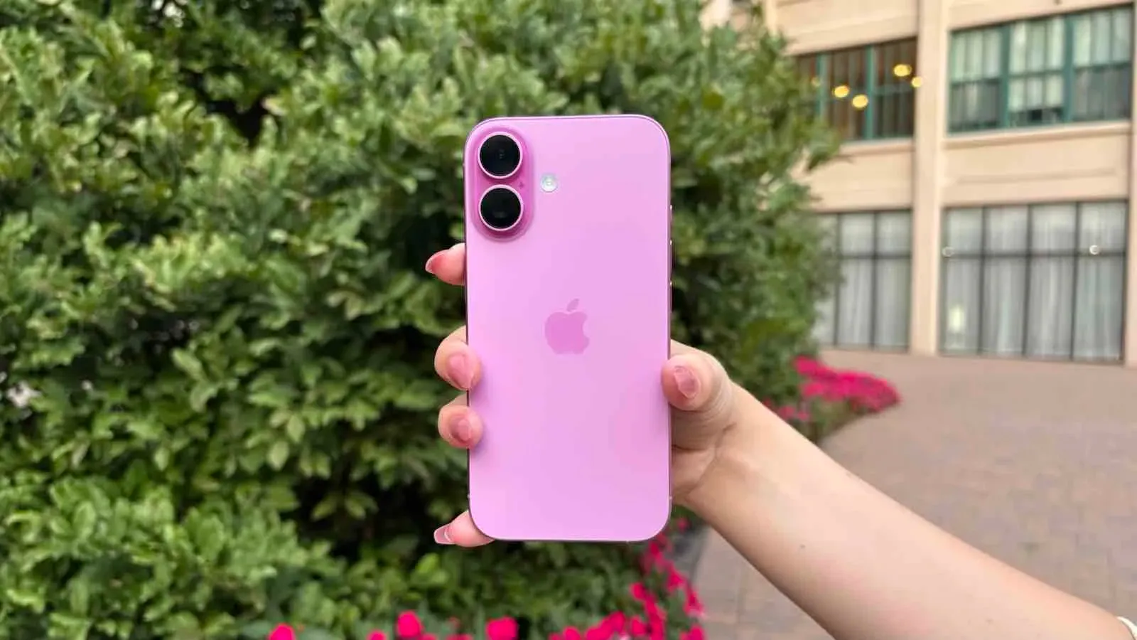 apple-iphone-16-1.webp